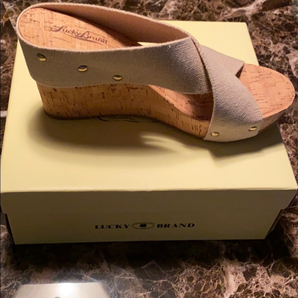 Lucky Brand Wedges Natural/Linen